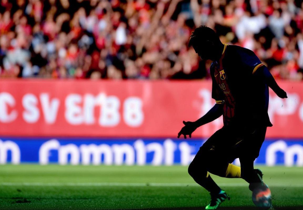 2019年巴塞罗那VS马德里：巅峰对决控球与反击战术解析(图3)